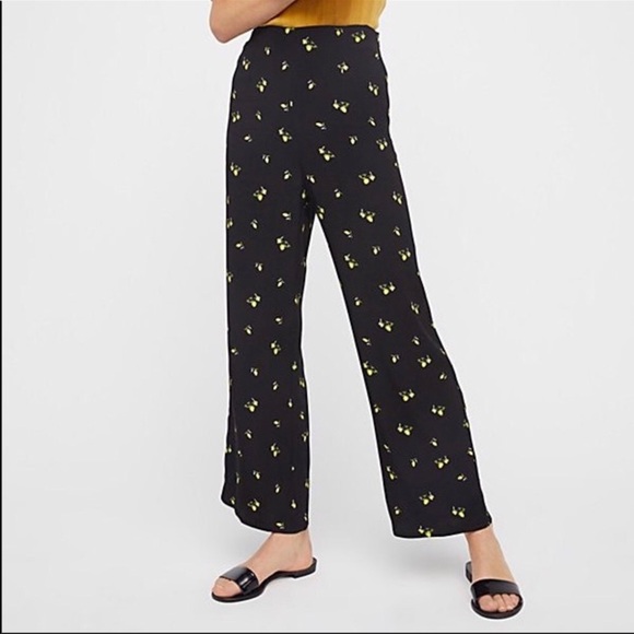 Free People size 6 Margot lemon printed pants - Picture 3 of 9